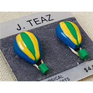 New on Card Old Stock Vintage 1980's HOT AIR BALLOONS Pierced Earrings J. TEAZ